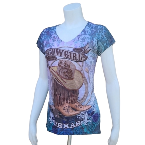 SWEET GISELE Cowgirl Western Graphic Tee M Cowboy Boots Hat Texas Gold Bling - Picture 15 of 16